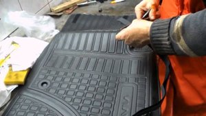 Шеви-Нива фиксация  коврика к ковролину