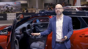 2023 Chevrolet Blazer: Up Close — Cars.com