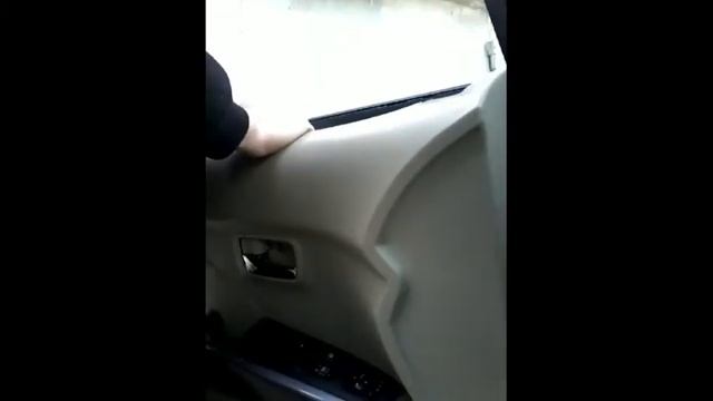 Как снять обшивку карту передней двери MITSUBISHI OUTLANDER XLdemontaz boczka drzwi przod/door pane смотреть онлайн