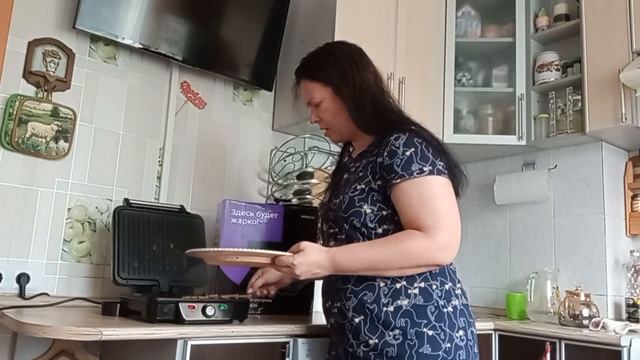 Жареные креветки на электрогриле Kitfort KT-1626 смотреть онлайн