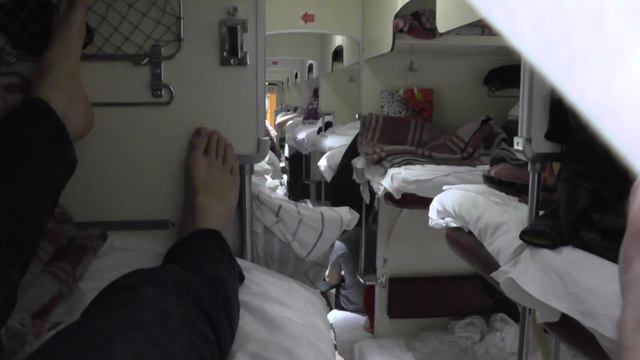 Внутри нового плацкартного вагона РЖД! Поезд в Moscow (ноябрь 2018)! смотреть онлайн