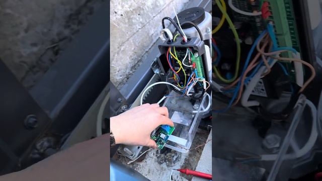 Подключение WiFi реле с Аliexpress на автоматику ворот Alutech SL1000ас, плата PY600 смотреть онлайн