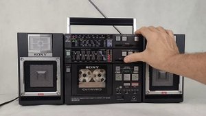 BOOMBOX SONY CFS-9000