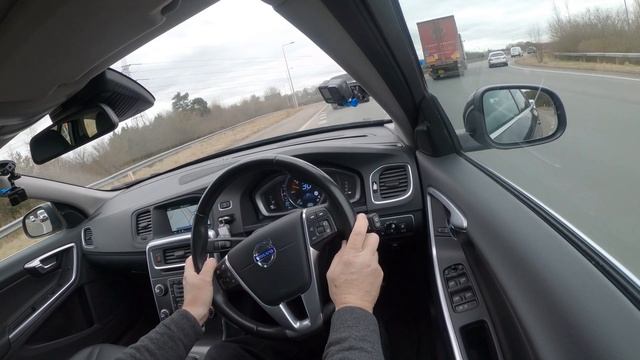 2014 Volvo V60 2 4 D5 SE Lux Nav Geartronic KP14THG | Review And Test Drive смотреть онлайн