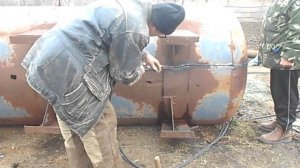 Как резать резаком? Режем бочку с ГАЗОМ!!! ПРОФИ В ДЕЛЕ!!!