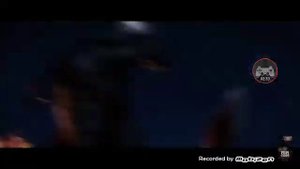 Годзилла против кловер из драки