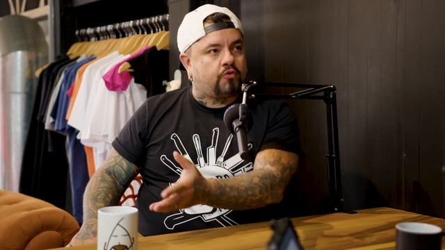 QUAIS SÃO AS REFERÊNCIAS QUE O PÚBLICO QUE VOCÊ QUER TEM? смотреть онлайн