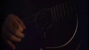 DEsperado- antonio banderas playing guitar