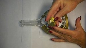 Роспись бутылки акрилом