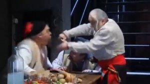 Ван Дамм изучает боевой гопак