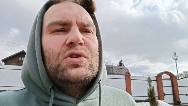 Ревность к прошлому партнёра и экзистенциальные вопросы о смерти, свободе, одиночестве бессмысленнос