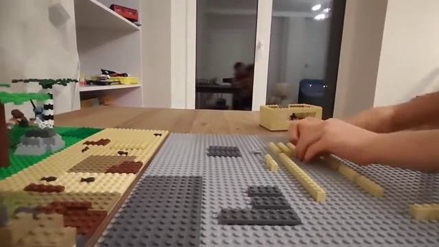 Таймлапс строительства пулеметного гнезда из Lego.
