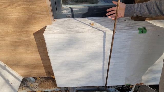 Фасад KMEW и нестандартная архитектура: колонны, свесы и светодиодная подсветка смотреть онлайн