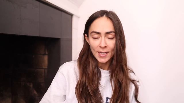 Extreme SMALL BEDROOM MAKEOVER // Styling Tips + Antiques + Wallpaper + Thrift -- Renter Friendly! смотреть онлайн