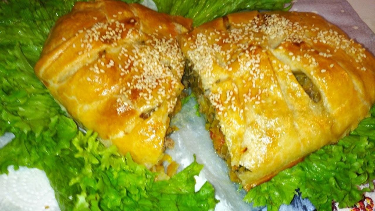 Слоёный пирог с фаршем и тыквой - изумительный рецепт на праздник