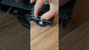 Центральный воздуховод, сборка дефлектора VW golf 5