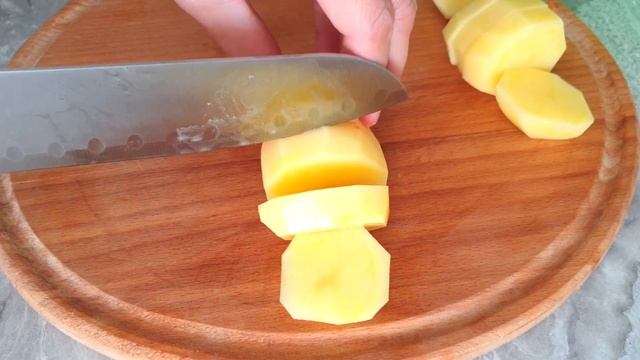 Именно так готовлю КУРИНУЮ ПЕЧЕНЬ на ОБЕД или УЖИН? Такую ВКУСНЯТИНУ ВЫ еще не пробовали! смотреть онлайн