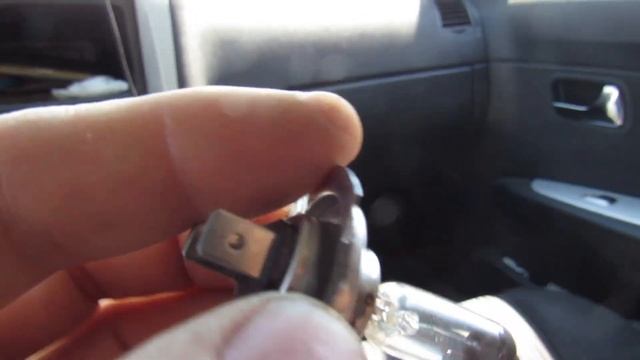 ЗАЗ FORZA Замена ламп ближнего света и ламп габаритов смотреть онлайн