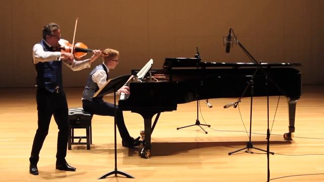 Philip Dukes - Schumann, Adagio & Allegro, Op 70 смотреть онлайн