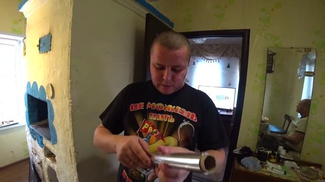 Хочу пожрать - Дядя Юрген готовит рыбу у себя на даче Весёлый выпуск с бригадой смотреть онлайн