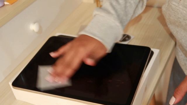 IPAD AIR 5 UNBOXING (starlight, 256 GB) ? SHOPEE Accessories + Goojodoc Pencil ?
