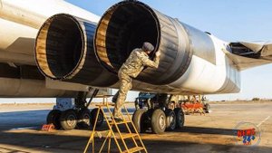 Ракетоносец Ту-160 является самым большим военным самолетом в мире.