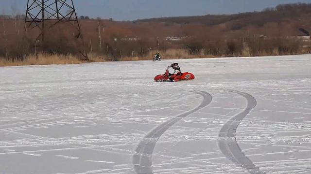 Мотогонки на льду тренировка 23.12.2017 - Уссурийск - озеро смотреть онлайн