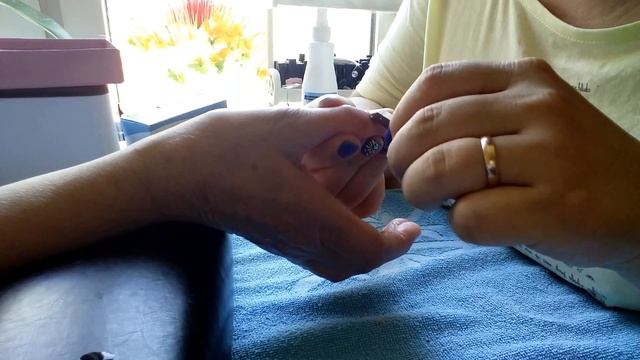 Мастер класс: классический маникюр + покрытие лечебным лаком " EL Corazon" Железная твердость. смотреть онлайн