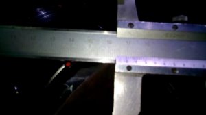 Токарный станок по металлу"кратон mml-02"в работе