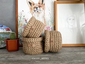 Корзина из джута. Маленькое и вместительное кашпо.