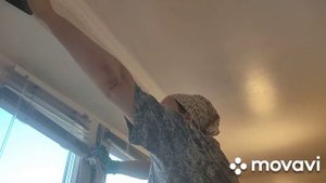 Демонтаж карниза , штукатурка над окном