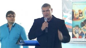 Соревнования по армрестлингу среди учащихся