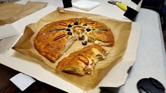 САМАЯ ВКУСНАЯ 4 ЭТАЖНАЯ ПИЦЦА ( CRAZY BROTHERS )