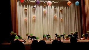 Хореографический ансамбль "Веселинка " танец - "Мишка Гумибер"