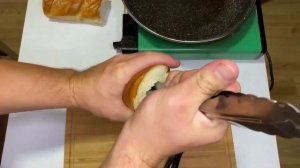 КАК ПРИГОТОВИТЬ ХОТ ДОГ ЗА 5 МИНУТ ДОМА!!!