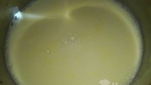 Макароны-звездочки в молоке с яблоком и малиной