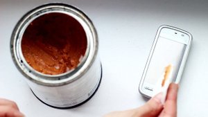 Как убрать царапины с экрана телефона