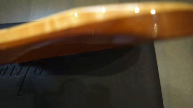 Ibanez USA Custom UCEW1QM 1991 смотреть онлайн