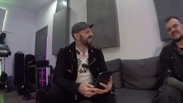 Как играть на гитаре и при этом зарабатывать деньги? смотреть онлайн