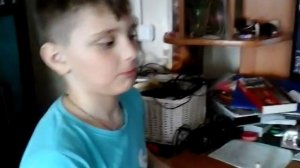 пацаны красят ногти