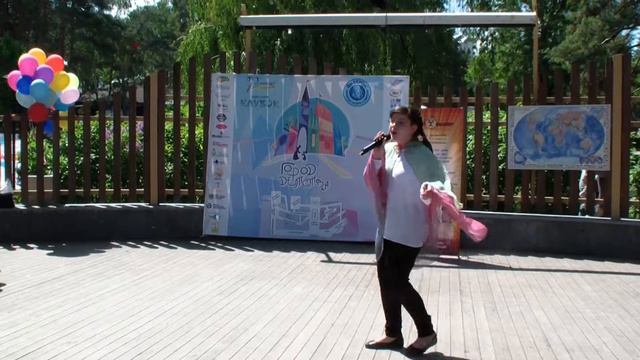 Композиция В капельках дождя исполняет Ванагель Лиза смотреть онлайн