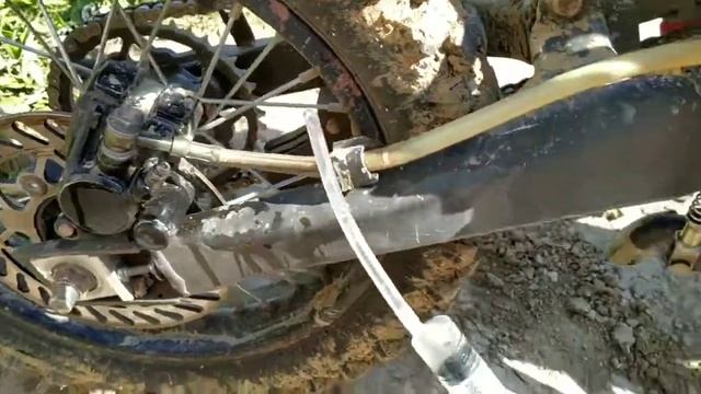 Как за 3 минуты прокачать задний тормоз ТТР 125 когда он не прокачивается обычным способом