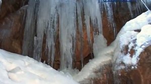 Спуск в ледяную пещеру Большой Бузлук / Ice Cave
