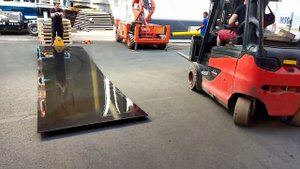 Перемещение листа металла 6000/1500/8мм