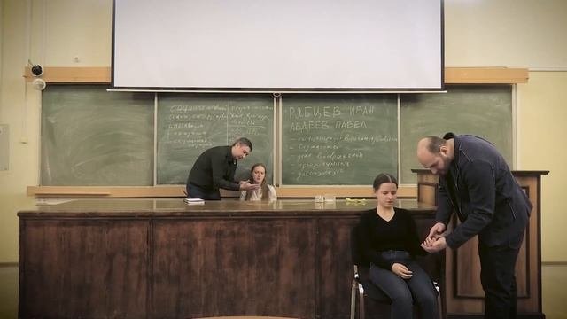 Как быстро загипнотизировать человека? Гипноз и его феномены.