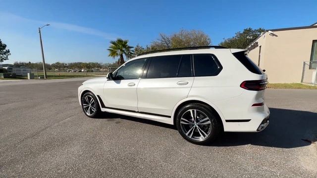 Первые 10 км на BMW X7 2023 в М-пакете ! Осмотр после Получения ! Это Что Новое !