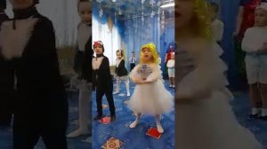 новогодний танец Синий иней подготовительная группа