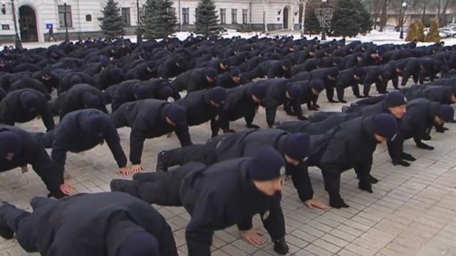 #22 PushUpChallenge от патрульной полиции Днипро смотреть онлайн