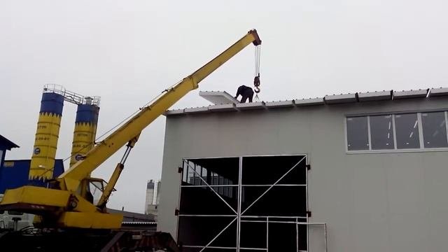Монтаж сэндвич панелей