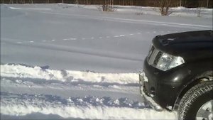Ниссан Патфайндер. Покатушки по снегу февраль 2013
